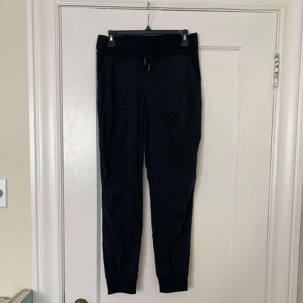 Lululemon Dance Studio jogger